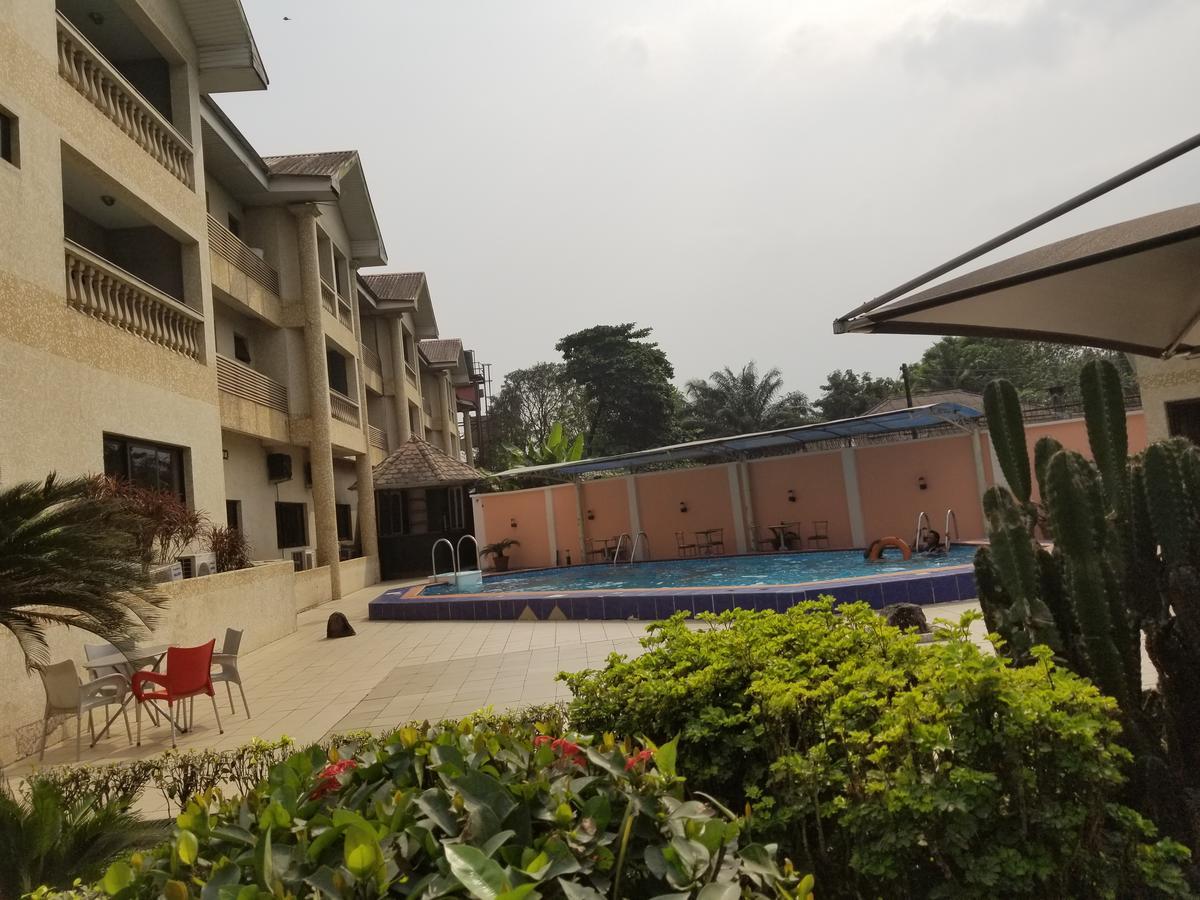 Peemos Hotel Warri Dış mekan fotoğraf